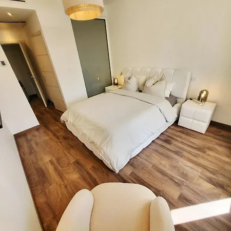 Apartment Exceptional 3-room In Quiet Cannes