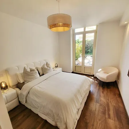 Exceptional 3-room In Quiet Apartment