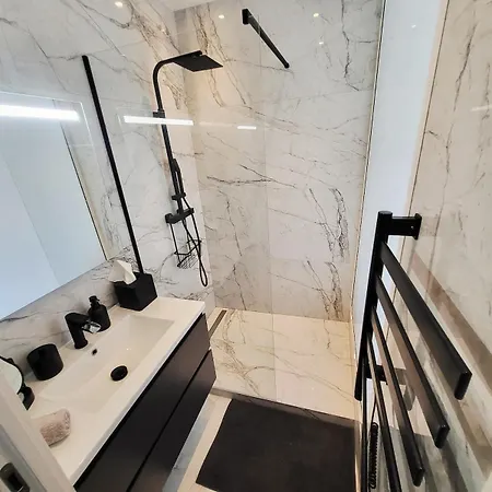 Exceptional 3-room In Quiet *