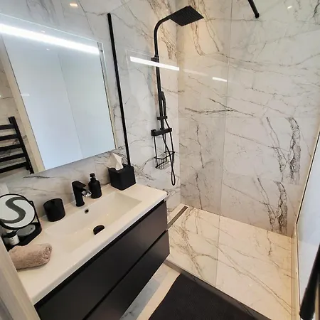 アパート Exceptional 3-room In Quiet *