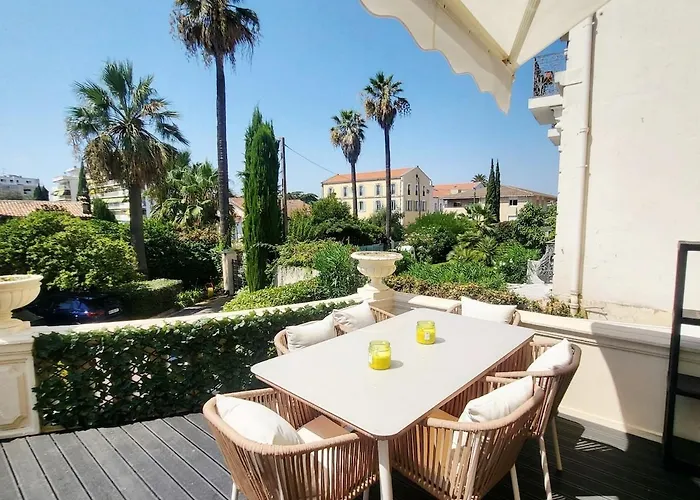 Exceptional 3-room In Quiet Апартаменты Канны