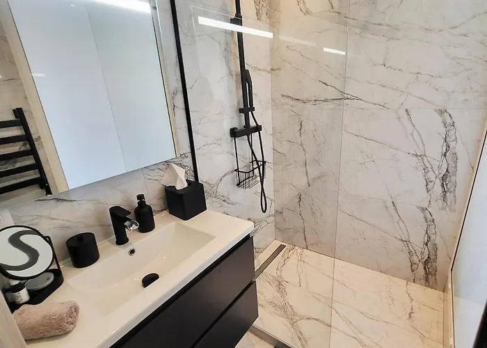 Апартаменты Exceptional 3-room In Quiet *