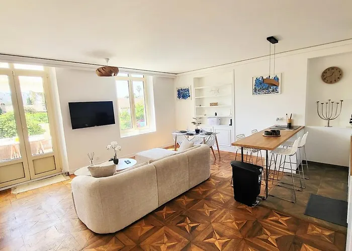 Exceptional 3-room In Quiet Апартаменты